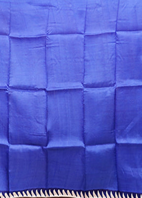 Blue Printed Silk Saree Without Blouse Piece