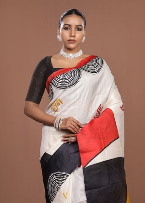 Cream Printed Pure Silk Saree Without Blouse Piece