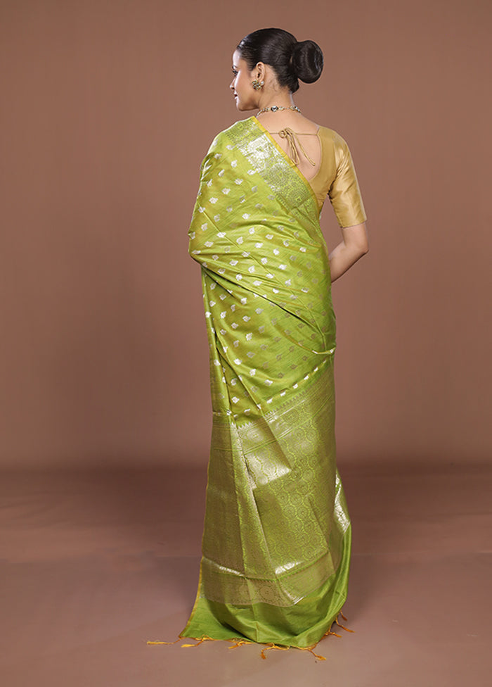 Green Dupion Silk Saree With Blouse Piece