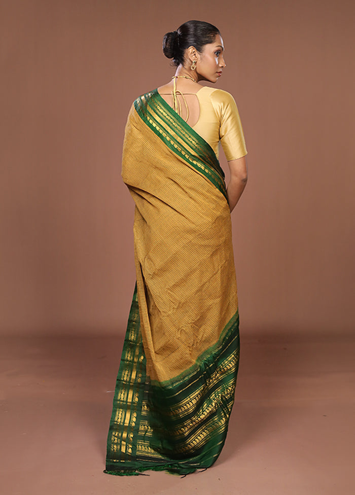 Yellow Gadwal Pure Silk Saree Without Blouse Piece