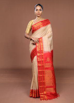 Cream Gadwal Pure Silk Saree Without Blouse Piece