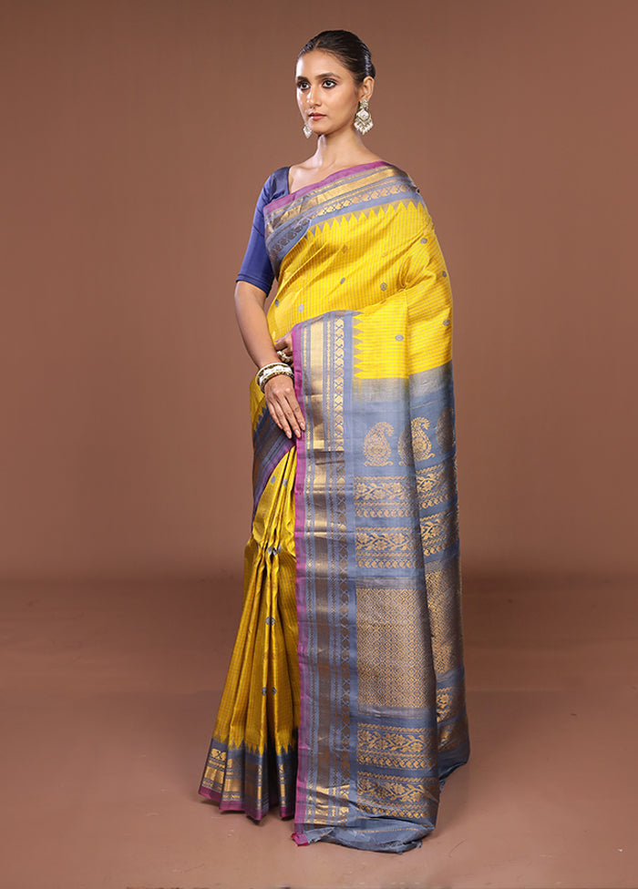 Yellow Gadwal Pure Silk Saree Without Blouse Piece