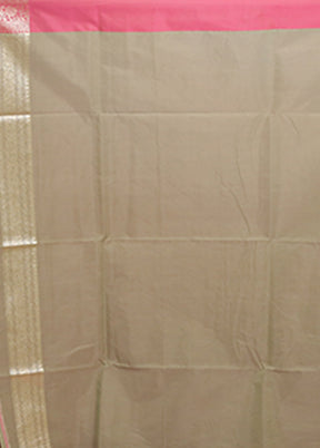 Green Kora Silk Saree With Blouse Piece