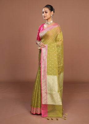 Green Kora Silk Saree With Blouse Piece