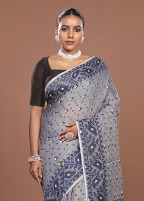Grey Jamdani Cotton Saree Without Blouse Piece