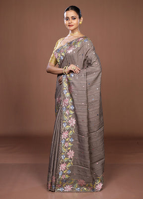 Cream Tussar Silk Saree With Blouse Piece