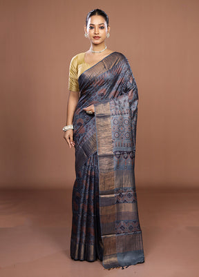 Grey Handloom Tussar Pure Silk Saree With Blouse Piece