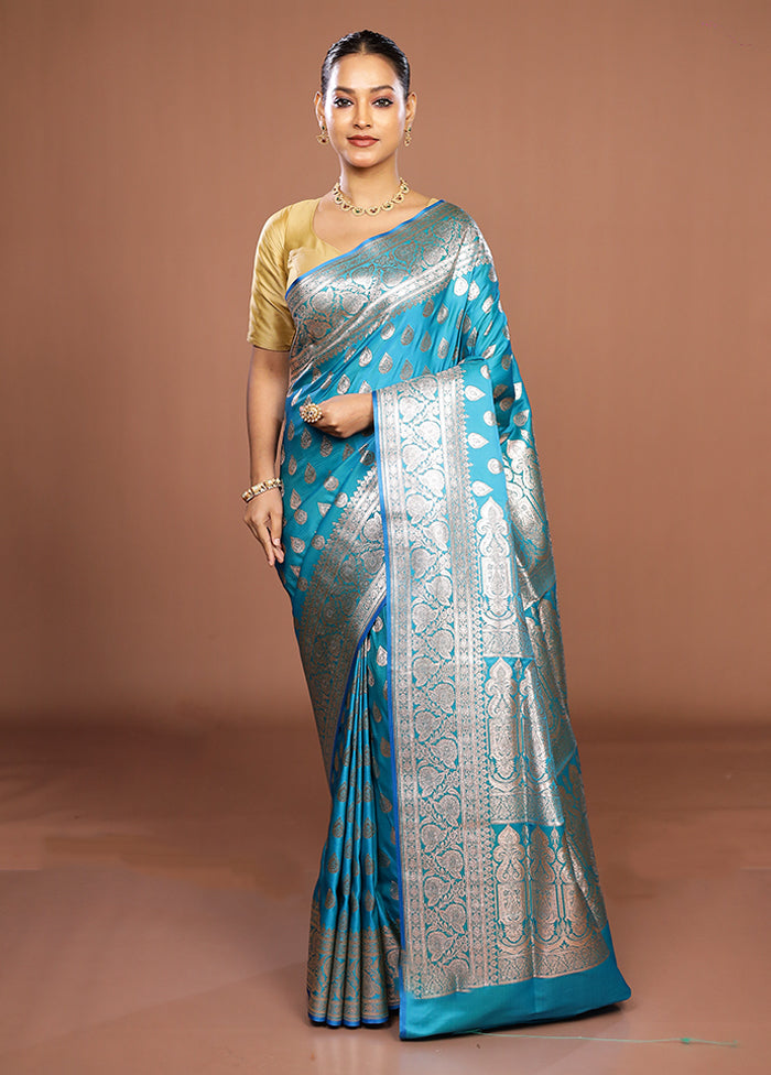 Blue Banarasi Silk Saree With Blouse Piece