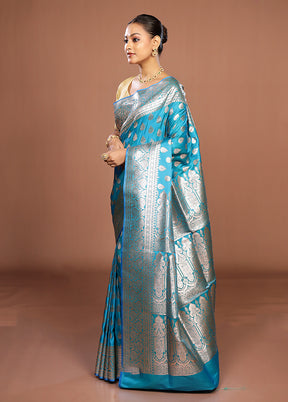 Blue Banarasi Silk Saree With Blouse Piece