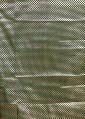 Green Banarasi Silk Saree With Blouse Piece