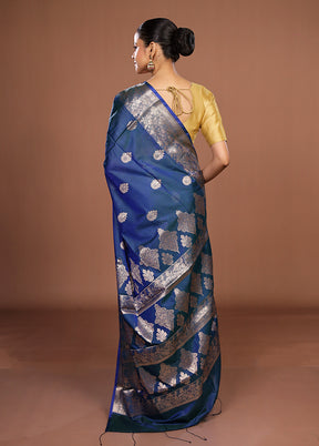 Blue Cotton Saree With Blouse Piece