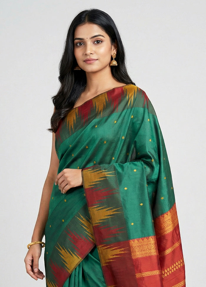 Green Kanjivaram Silk Saree With Blouse Piece