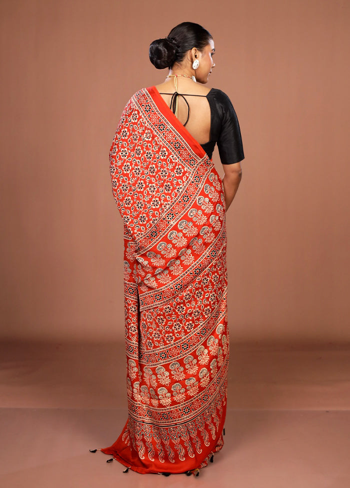 Orange Printed Silk Saree Without Blouse Piece