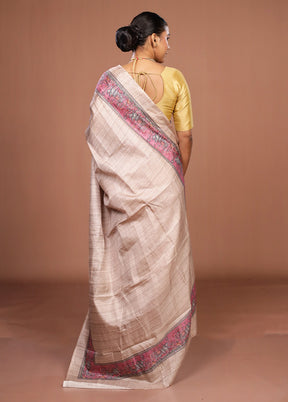 Cream Tussar Silk Saree With Blouse Piece