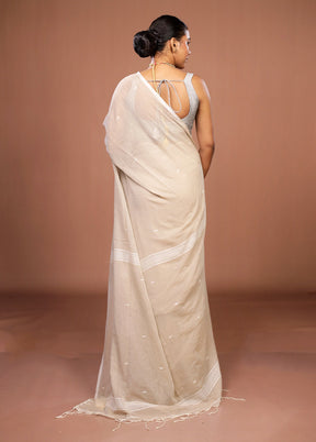 Cream Matka Silk Saree With Blouse Piece