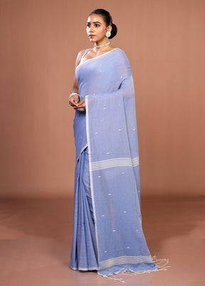 Blue Matka Silk Saree With Blouse Piece