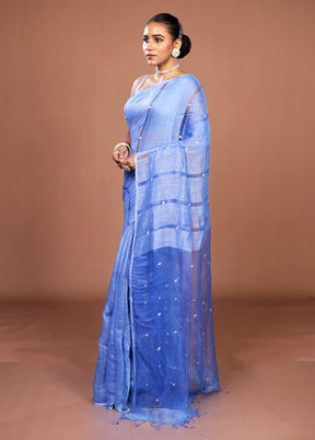 Blue Matka Silk Saree With Blouse Piece