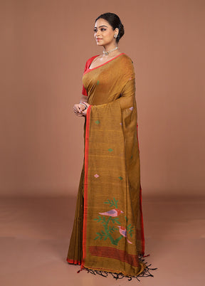 Yellow Matka Silk Saree With Blouse Piece