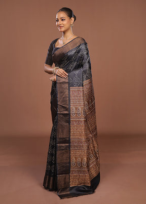 Grey Handloom Tussar Pure Silk Saree With Blouse Piece