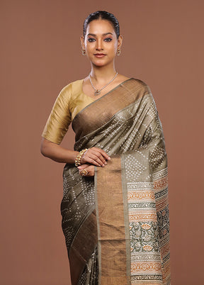 Green Handloom Tussar Pure Silk Saree With Blouse Piece