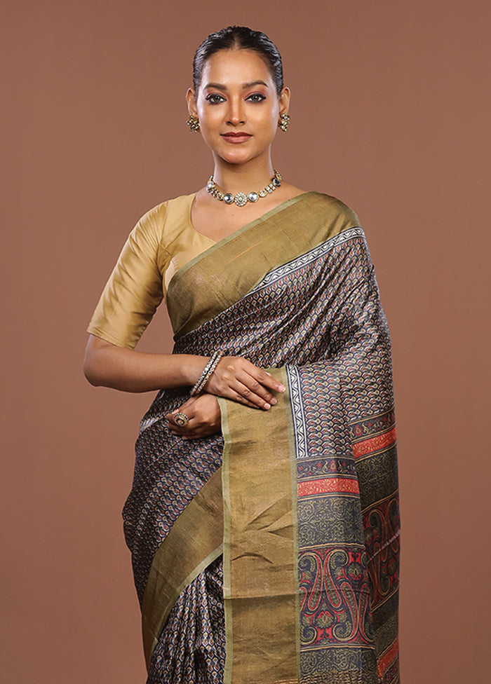 Grey Handloom Tussar Pure Silk Saree With Blouse Piece