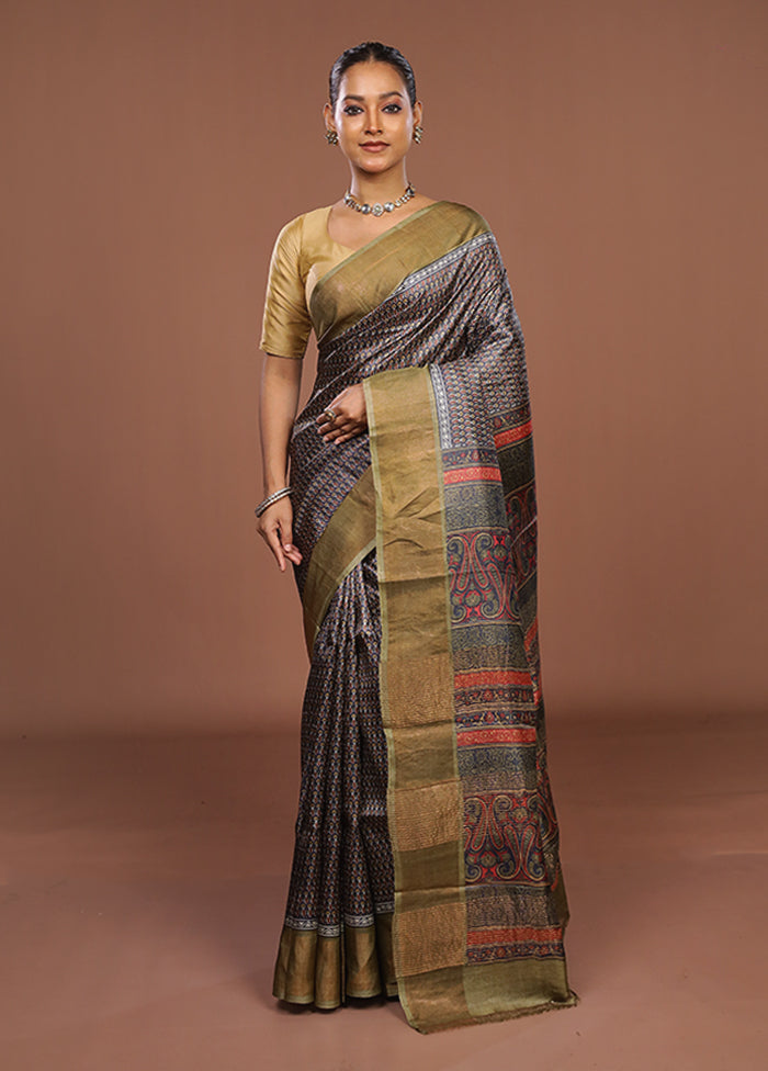 Grey Handloom Tussar Pure Silk Saree With Blouse Piece
