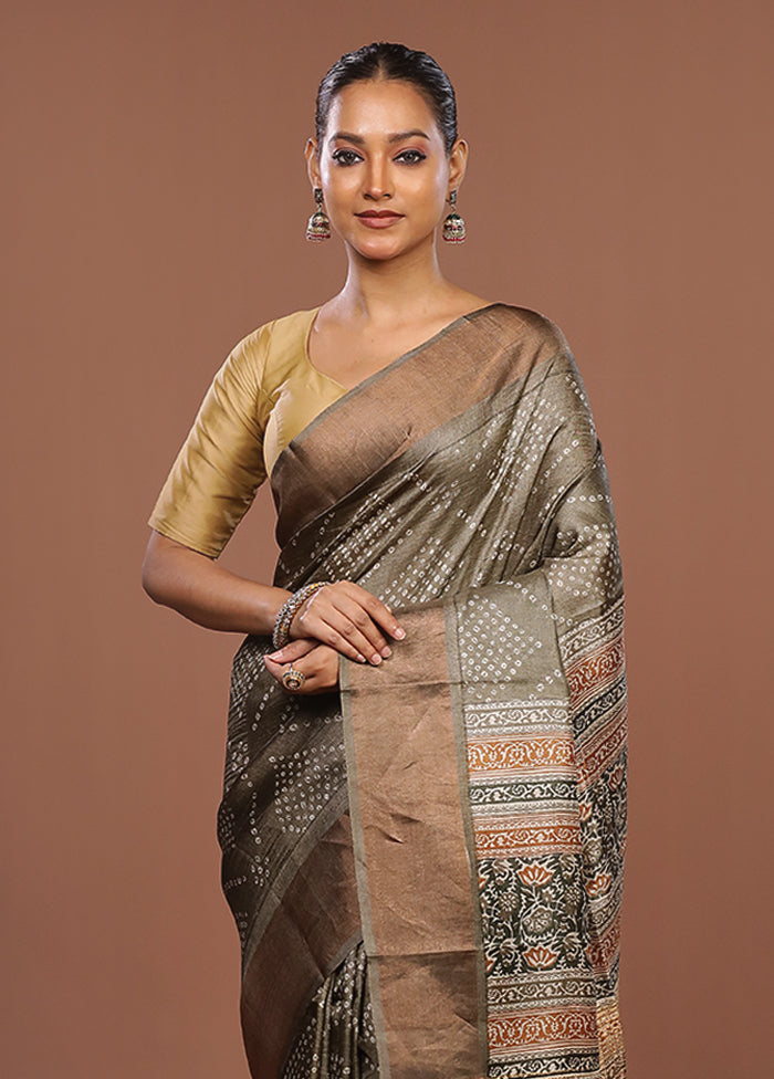 Green Handloom Tussar Pure Silk Saree With Blouse Piece