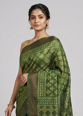 Green Handloom Tussar Pure Silk Saree With Blouse Piece