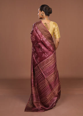 Maroon Handloom Tussar Pure Silk Saree With Blouse Piece