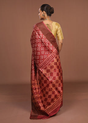 Maroon Handloom Tussar Pure Silk Saree With Blouse Piece