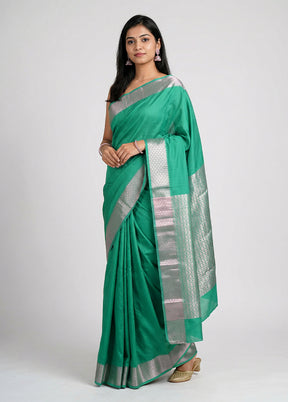 Green Kanjivaram Silk Saree With Blouse Piece