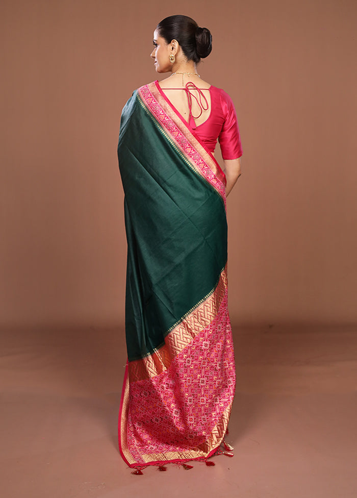 Green Dupion Silk Saree With Blouse Piece