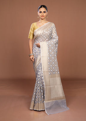 Green Kora Silk Saree With Blouse Piece