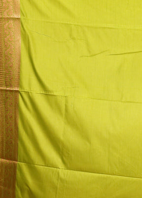 Green Dupion Silk Saree With Blouse Piece