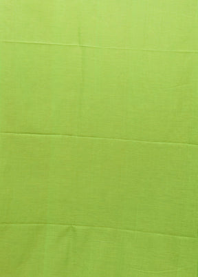 Green Matka Silk Saree With Blouse Piece