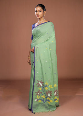 Green Matka Silk Saree With Blouse Piece