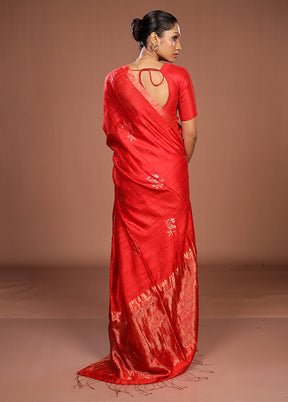 Red Handloom Matka Pure Silk Saree With Blouse Piece