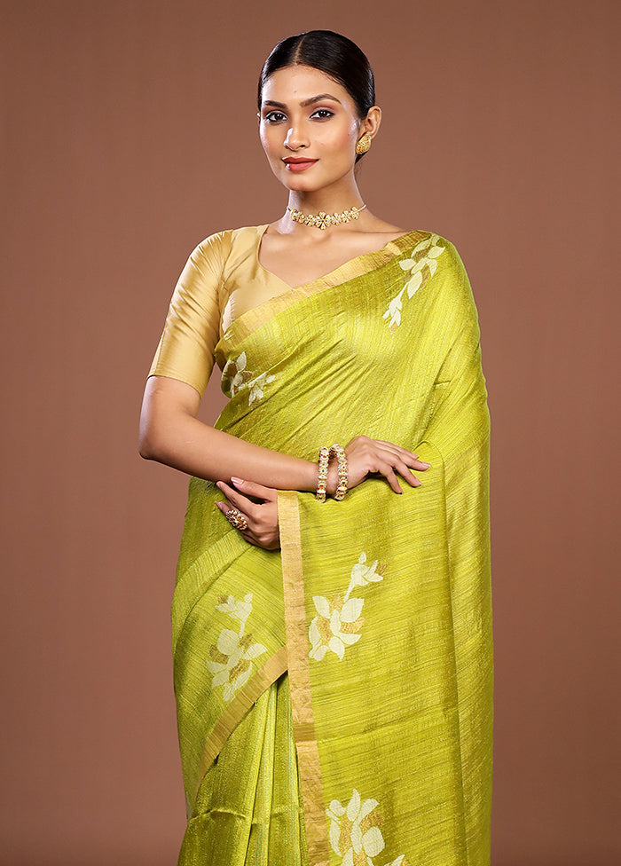 Green Handloom Matka Pure Silk Saree With Blouse Piece
