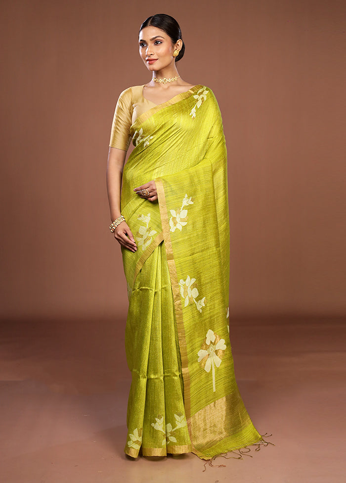 Green Handloom Matka Pure Silk Saree With Blouse Piece