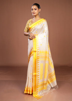 Cream Handloom Tussar Pure Silk Saree With Blouse Piece