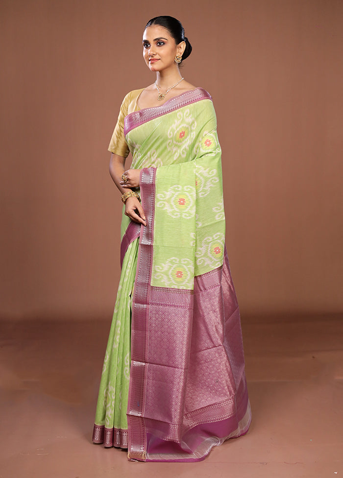 Green Pure Cotton Saree With Blouse Piece