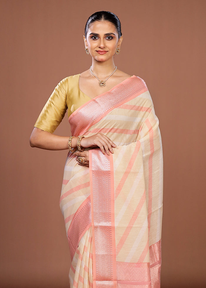 Cream Pure Cotton Saree With Blouse Piece