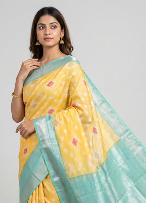 Yellow Pure Cotton Saree With Blouse Piece