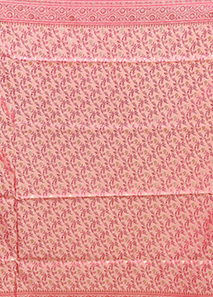 Green Tanchoi Silk Saree With Blouse Piece