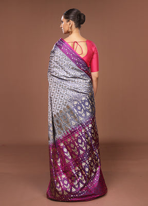 Cream Tanchoi Silk Saree With Blouse Piece