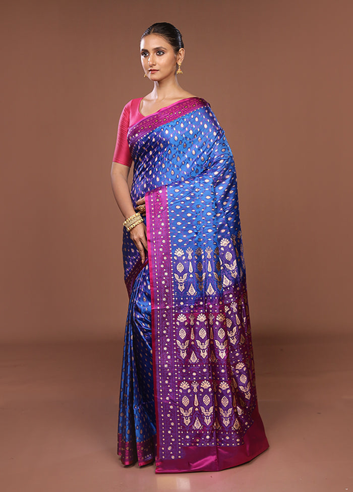 Blue Tanchoi Silk Saree With Blouse Piece