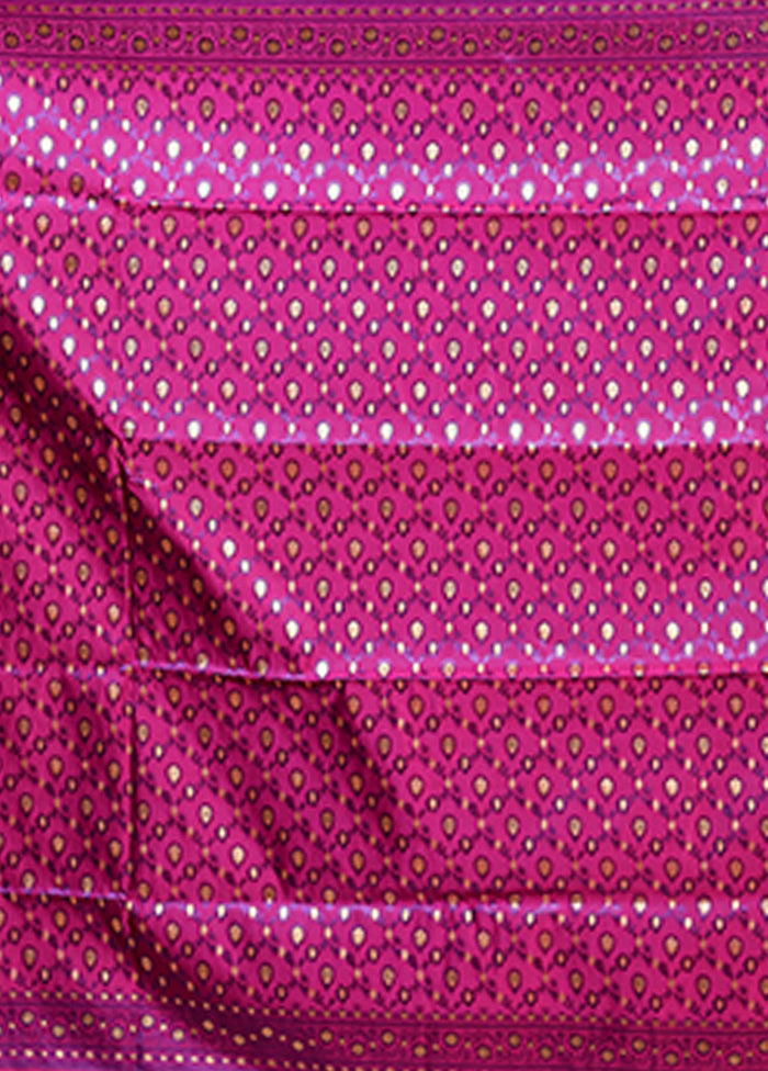 Blue Tanchoi Silk Saree With Blouse Piece