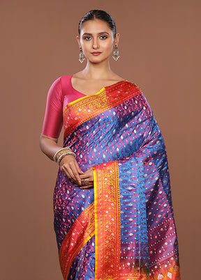 Blue Tanchoi Silk Saree With Blouse Piece