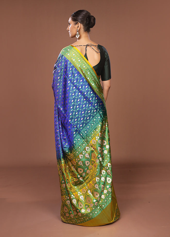 Blue Tanchoi Silk Saree With Blouse Piece