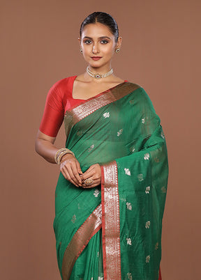 Green Cotton Saree With Blouse Piece